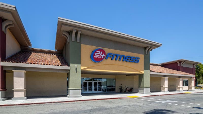 24 Hour Fitness