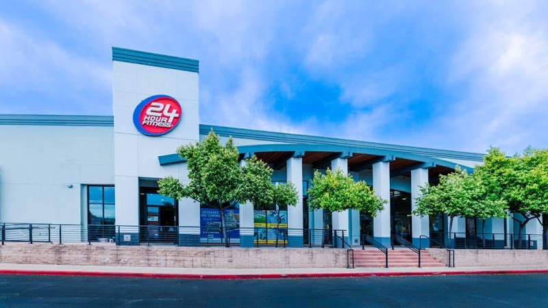 24 Hour Fitness