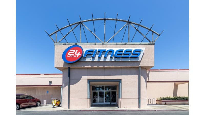 24 Hour Fitness