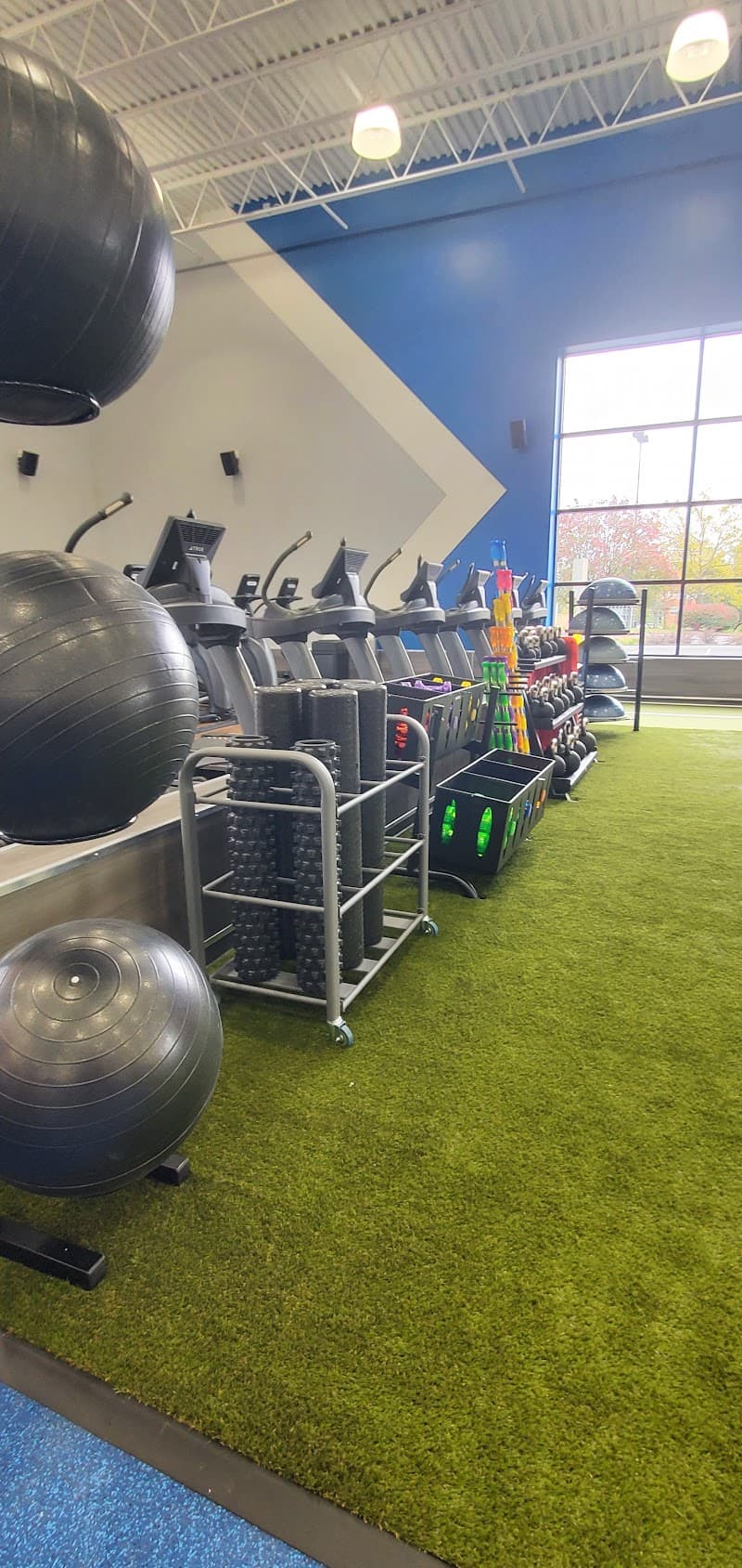 The Edge Fitness Clubs