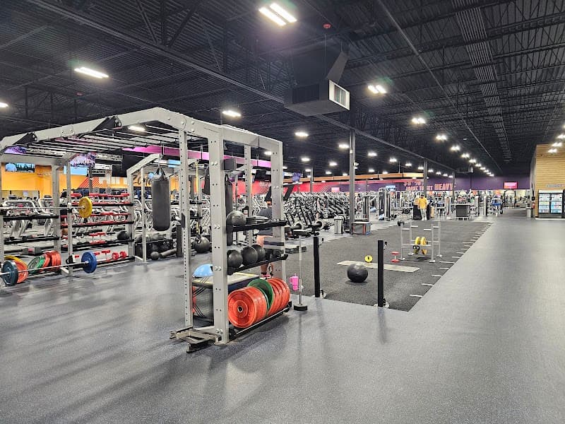 Crunch Fitness - Baton Rouge
