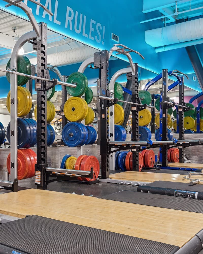 Crunch Fitness