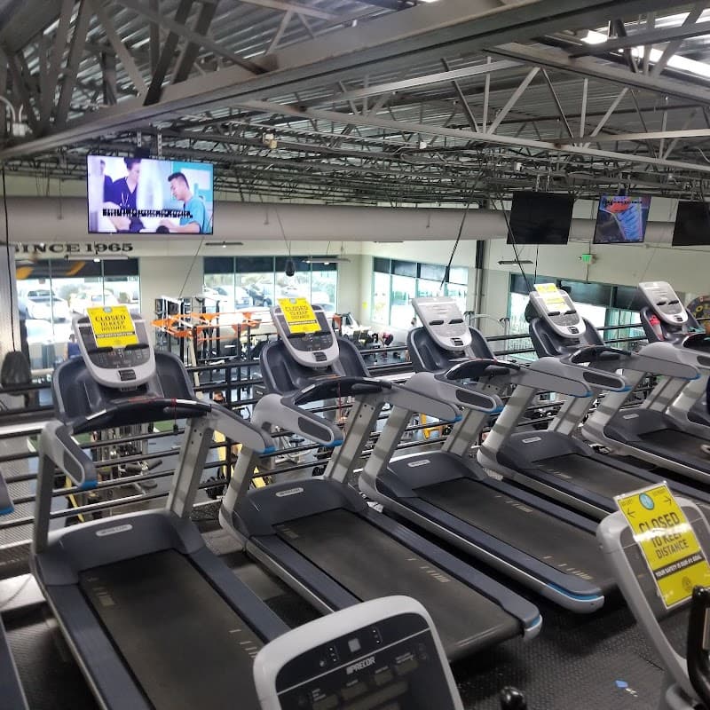 Gold's Gym