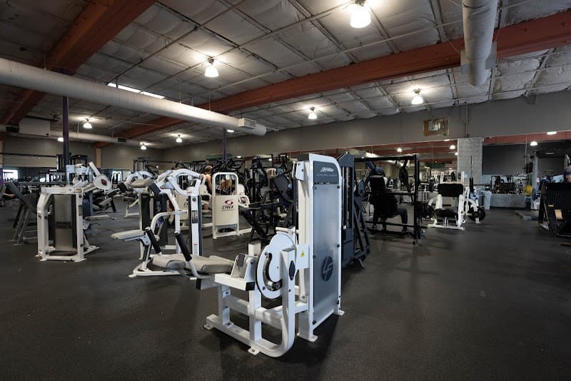 24 Hour Fitness