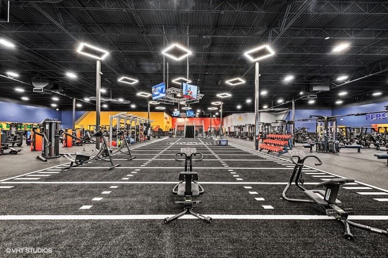 Crunch Fitness - Brandywine