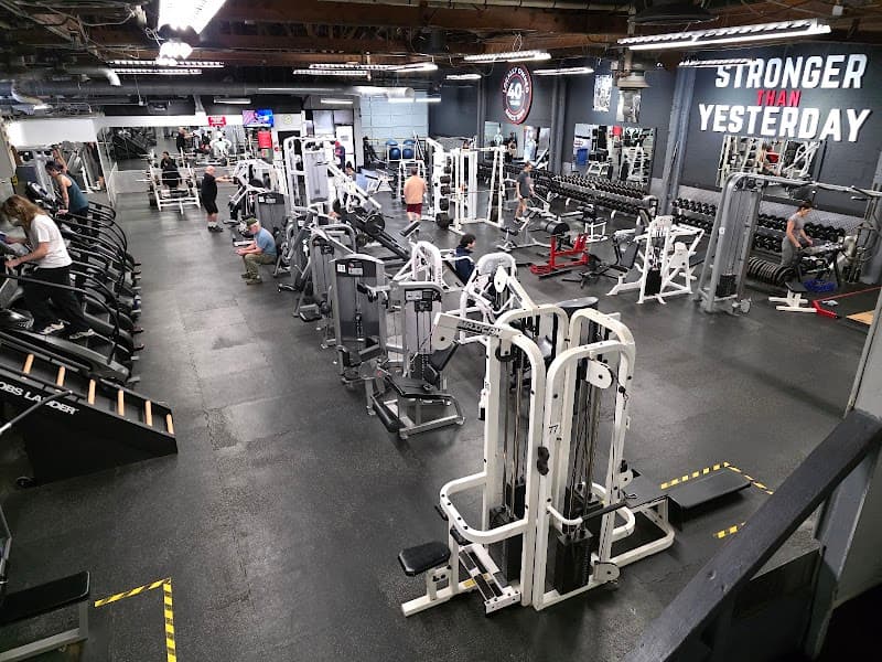 Hollywood Fitness