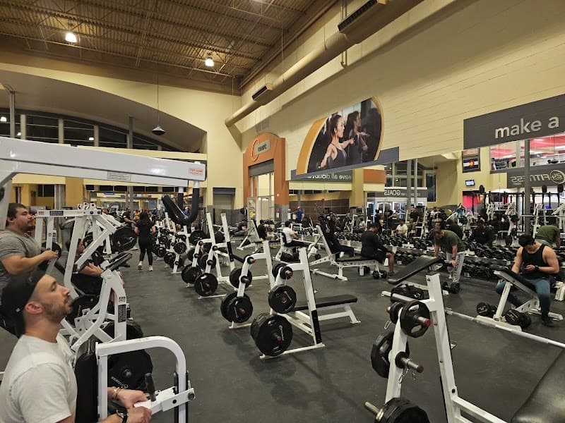 24 Hour Fitness